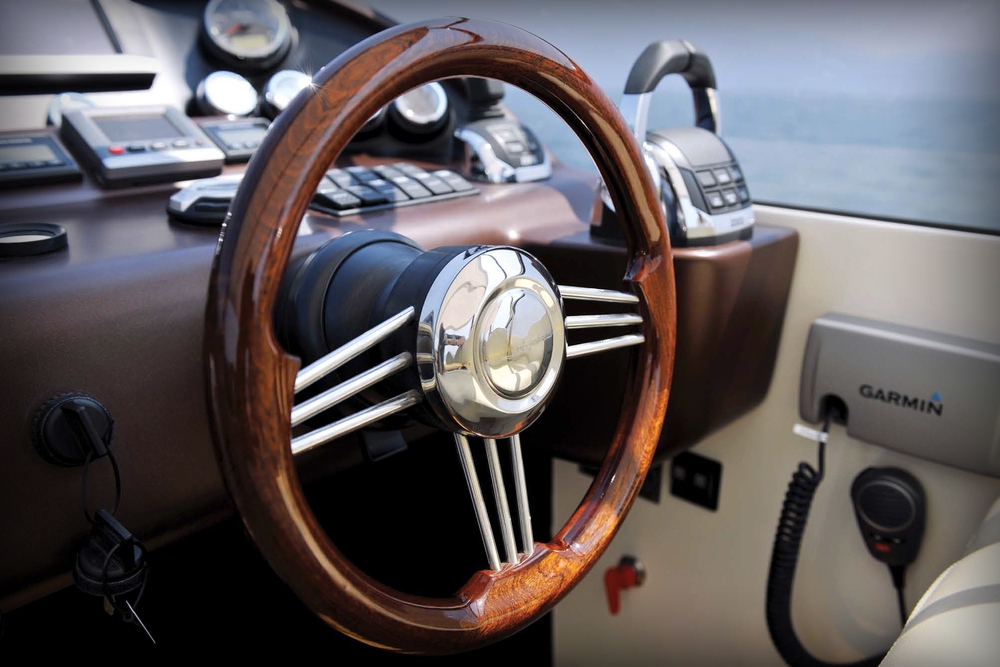 Read more about the article Yachtreinigung Schweiz